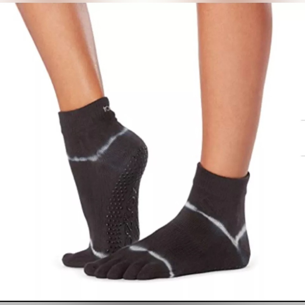 ToeSox Full Toe Ankle Yoga Socks Organic Cotton Size: SMALL (6-8)